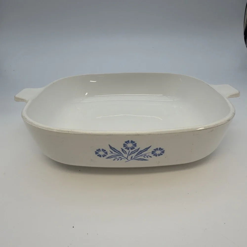 VINTAGE CORNING WARE CORNFLOWER 10x10x2‎ casserole dish